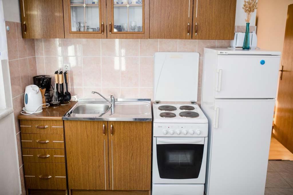 Apartmani Luka Банёл Экстерьер фото