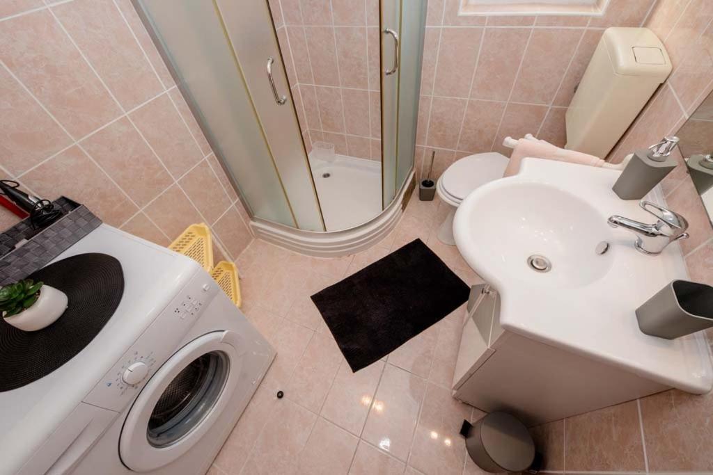 Apartmani Luka Банёл Экстерьер фото