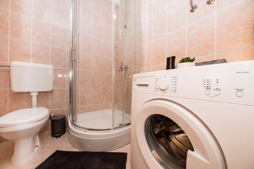 Apartmani Luka Банёл Экстерьер фото