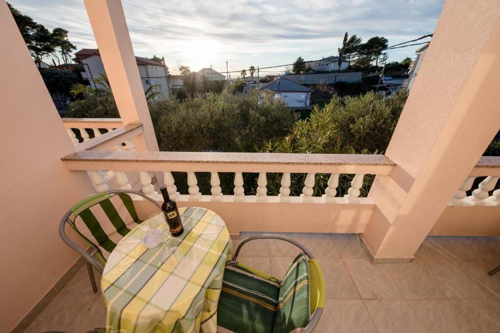 Apartmani Luka Банёл Экстерьер фото