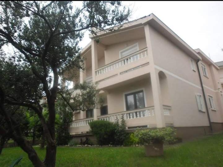 Apartmani Luka Банёл Экстерьер фото